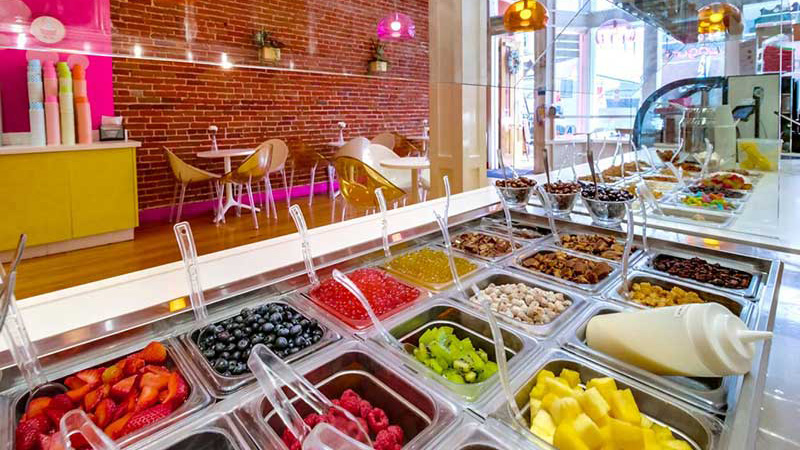 دکوراسیون آبمیوه بستنی فروشی