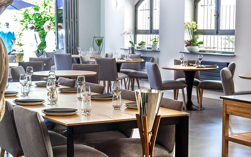 دکوراسیون رستوران